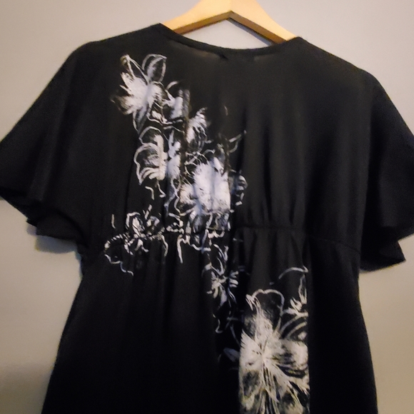Majora Black Floral Print Shirt - Size S - Picture 7 of 7